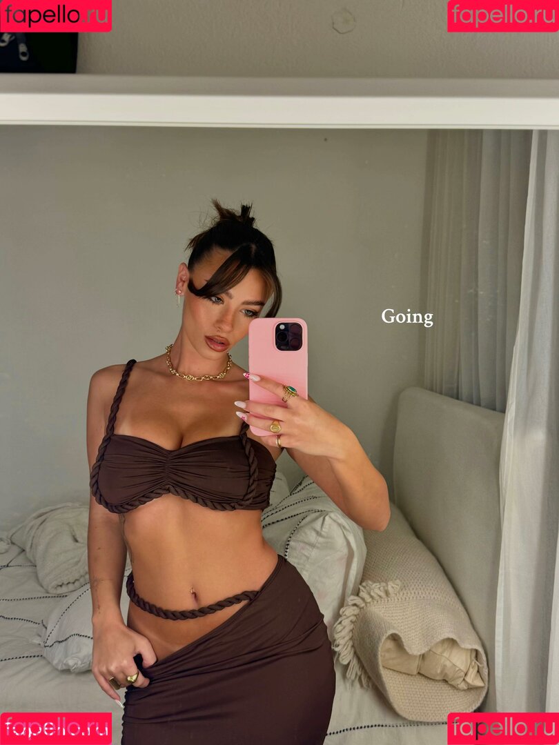 Shay Baradut Onlyfans Photo Gallery 