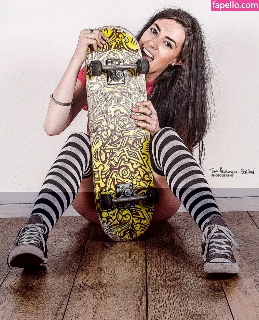 kayleighm12 Onlyfans Photo Gallery 