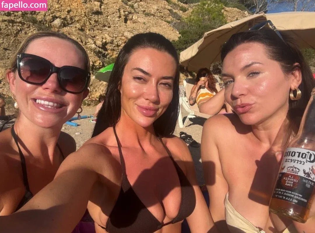 kayleighm12 Onlyfans Photo Gallery 