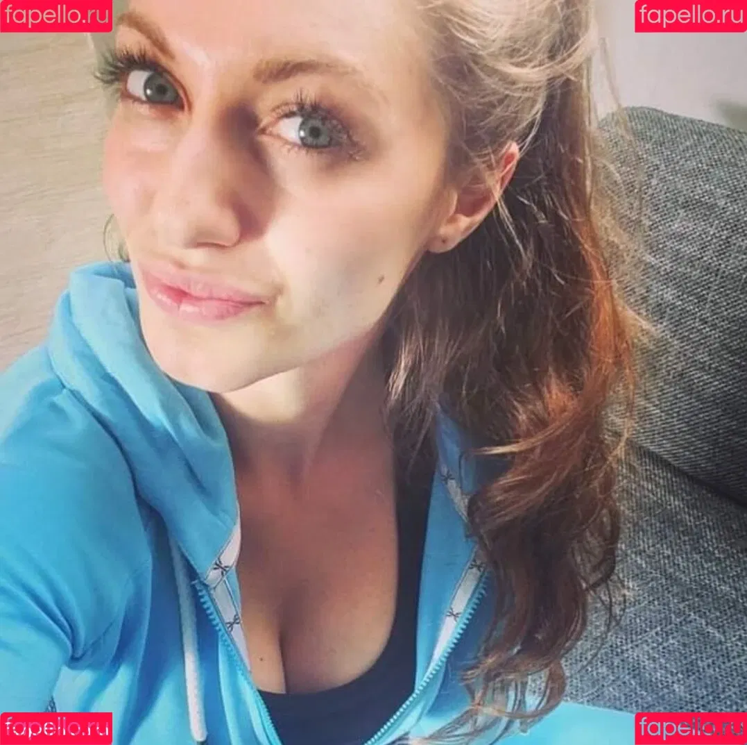Lola Sparks Onlyfans Photo Gallery 