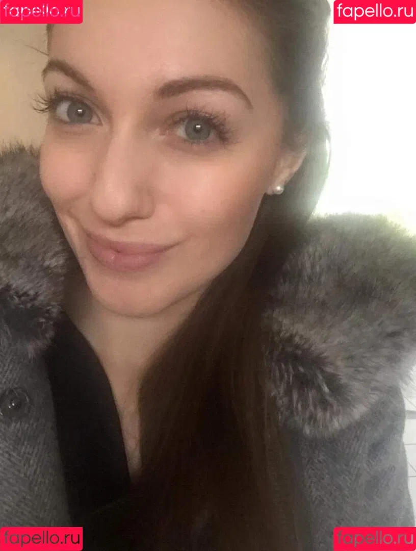 Lola Sparks Onlyfans Photo Gallery 