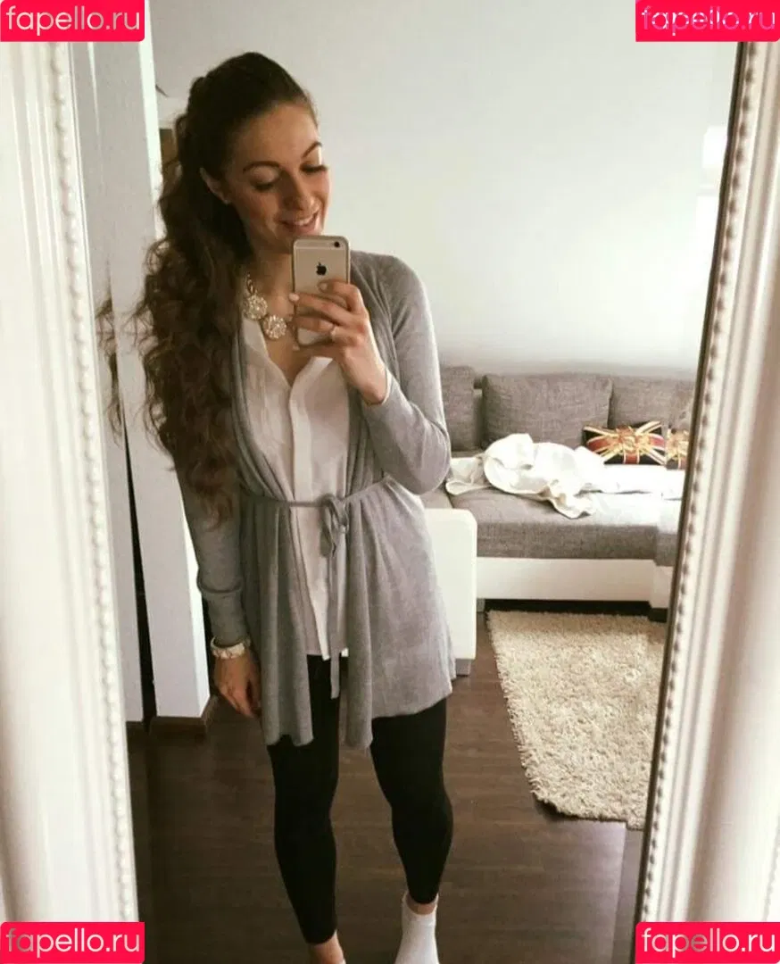 Lola Sparks Onlyfans Photo Gallery 