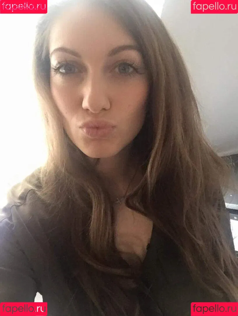 Lola Sparks Onlyfans Photo Gallery 