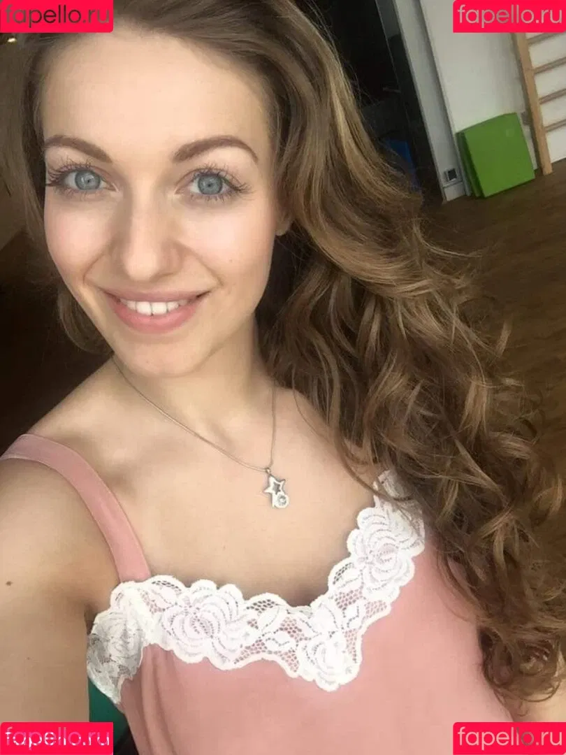 Lola Sparks Onlyfans Photo Gallery 