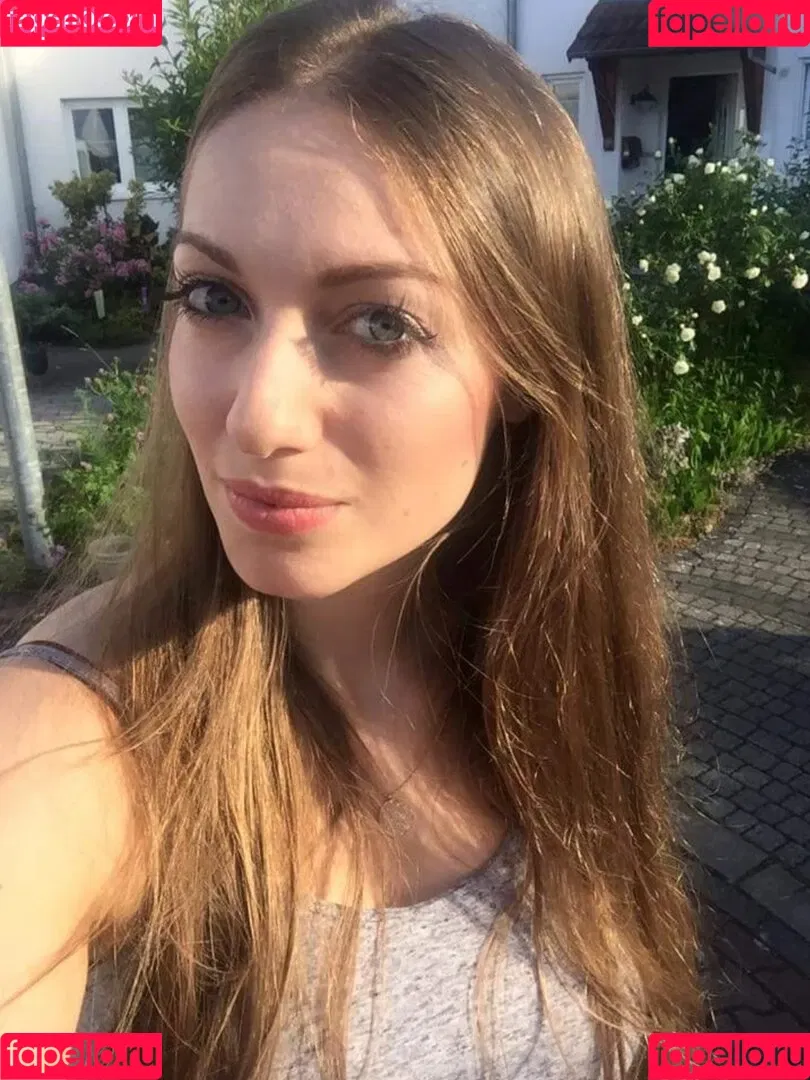 Lola Sparks Onlyfans Photo Gallery 