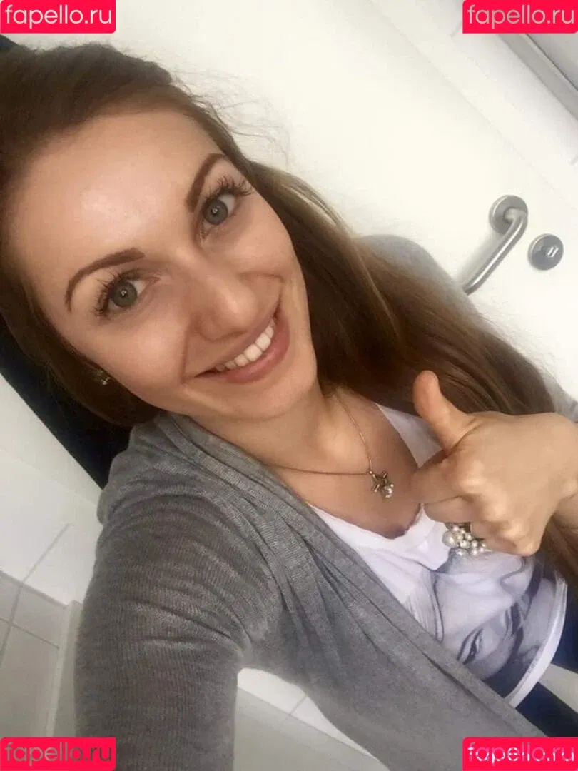 Lola Sparks Onlyfans Photo Gallery 