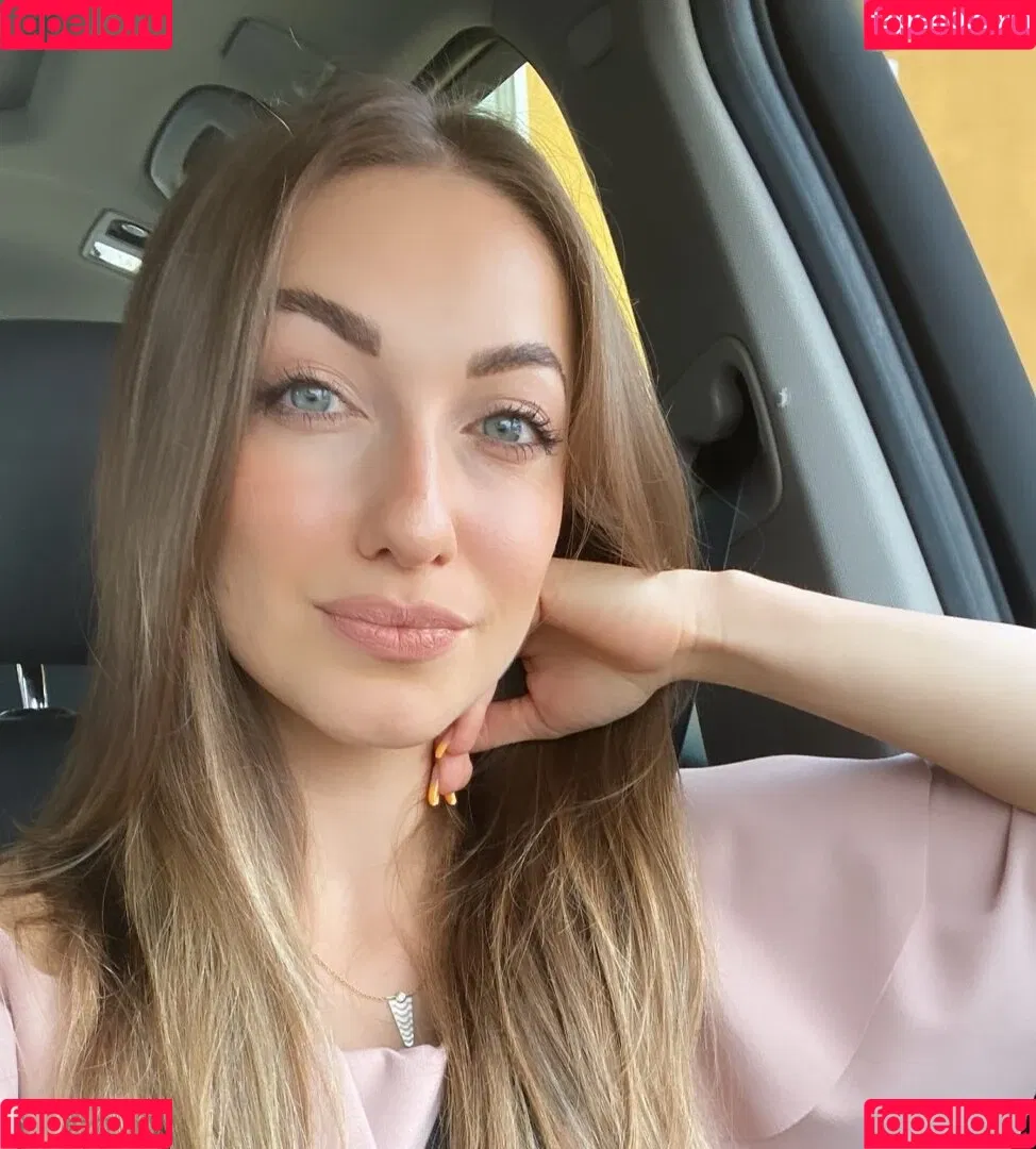 Lola Sparks Onlyfans Photo Gallery 