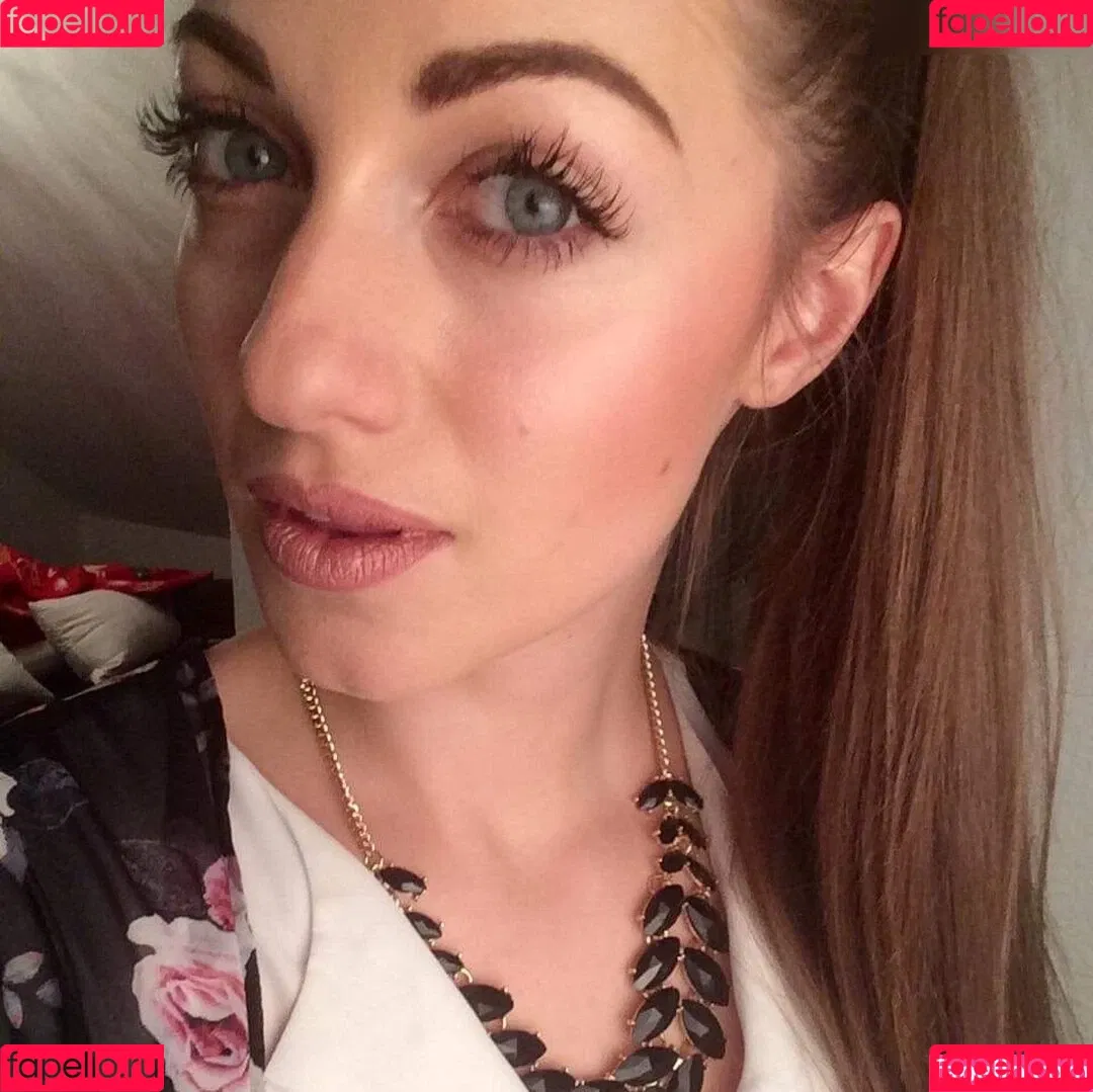 Lola Sparks Onlyfans Photo Gallery 
