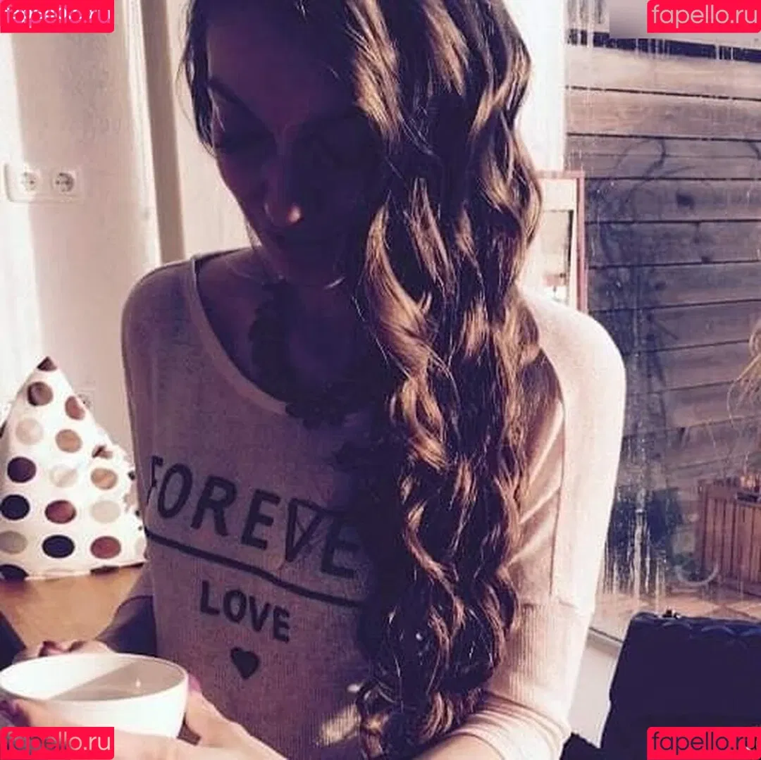 Lola Sparks Onlyfans Photo Gallery 