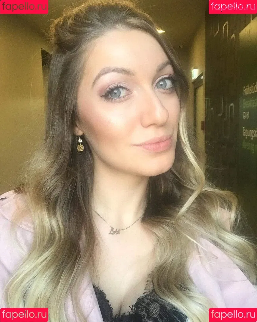 Lola Sparks Onlyfans Photo Gallery 
