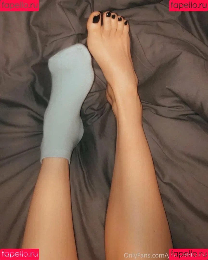 unigirlfeet Onlyfans Photo Gallery 