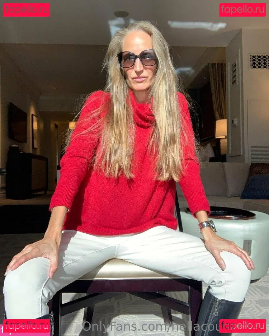 hellacougarfree Onlyfans Photo Gallery 