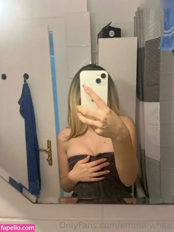 Emma White Onlyfans Photo Gallery 