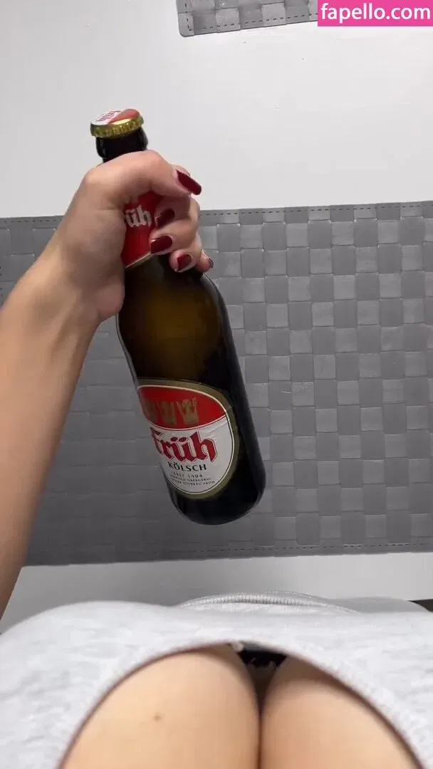 Emma White Onlyfans Photo Gallery 