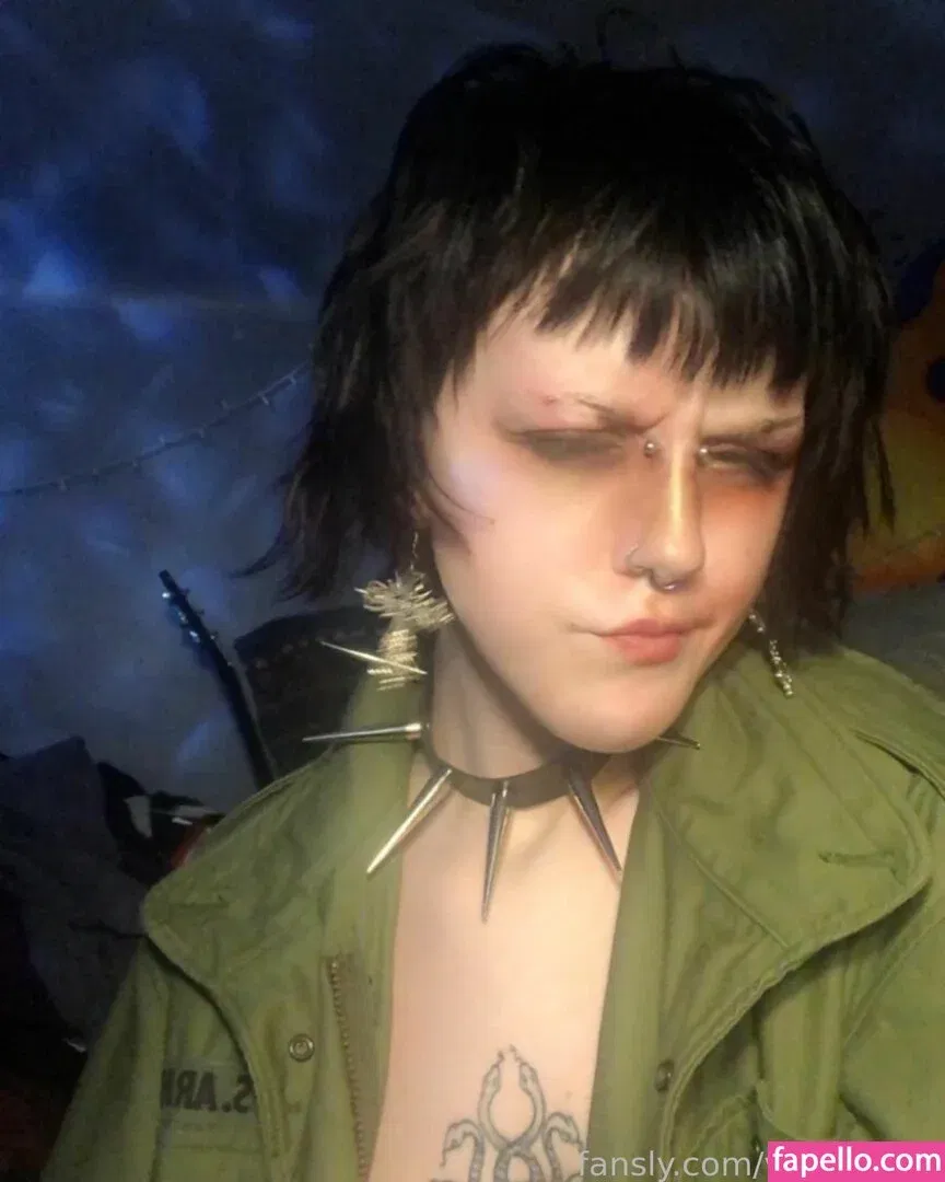 vapew0rm Onlyfans Photo Gallery 