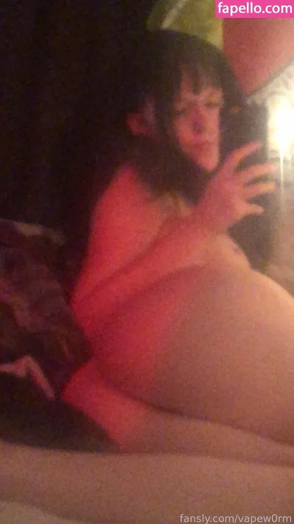 vapew0rm Onlyfans Photo Gallery 