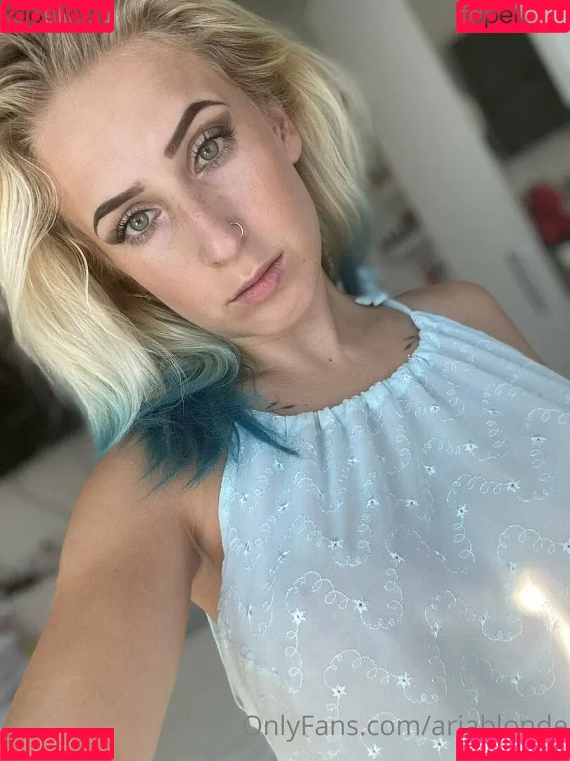 ariablonde Onlyfans Photo Gallery 