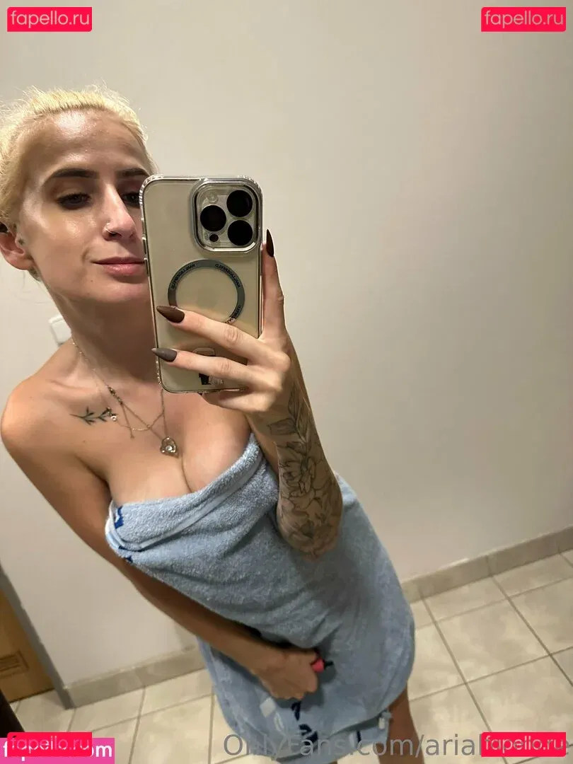 ariablonde Onlyfans Photo Gallery 