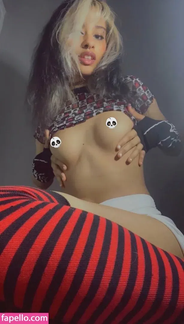 Dee.skelliton Onlyfans Photo Gallery 