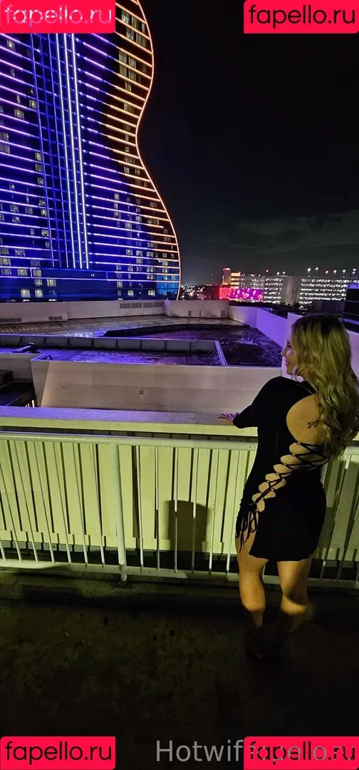 Hotwifejuniper Onlyfans Photo Gallery 