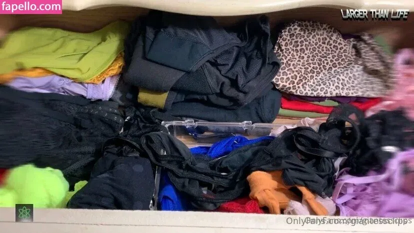 giantessclips Onlyfans Photo Gallery 