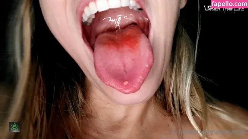 giantessclips Onlyfans Photo Gallery 