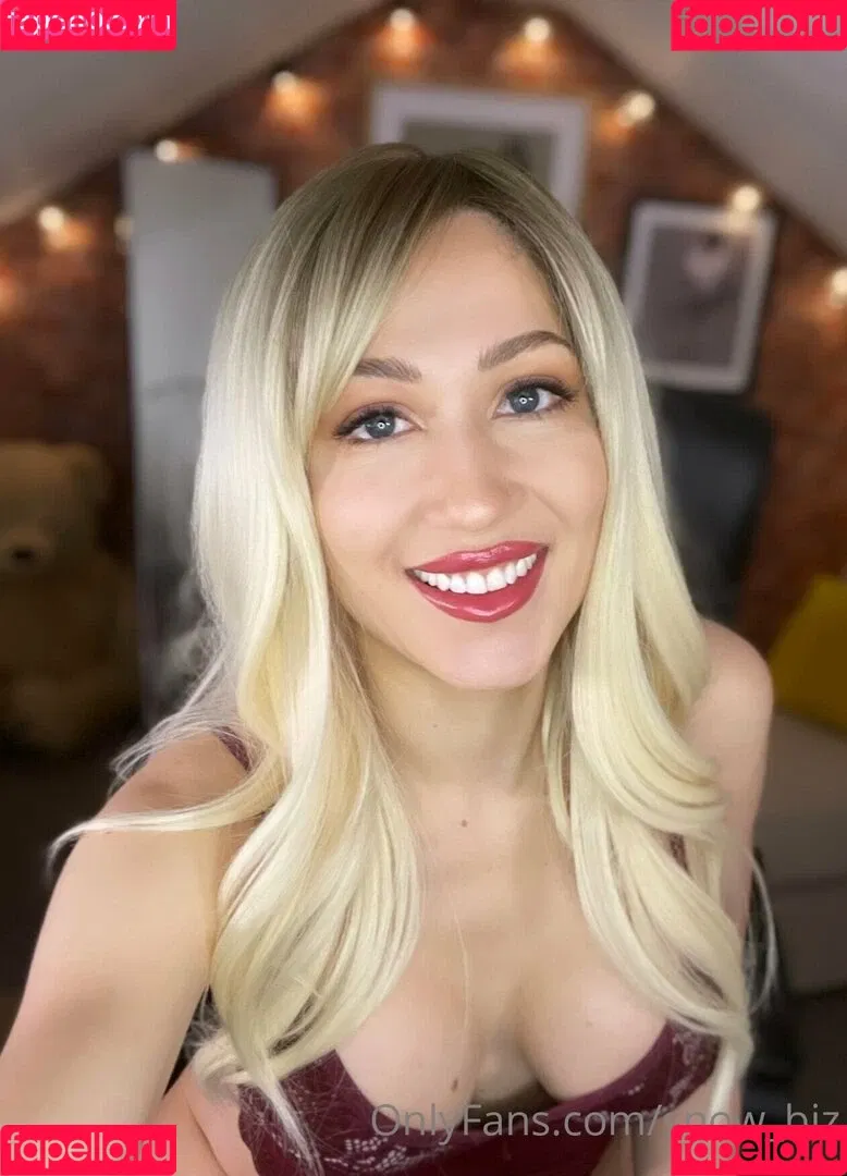Janie Snow Onlyfans Photo Gallery 