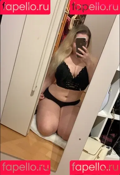 Desii77 Onlyfans Photo Gallery 