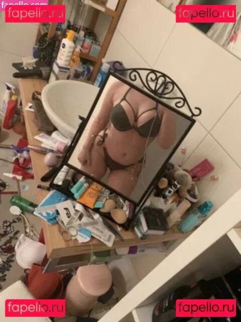 Desii77 Onlyfans Photo Gallery 