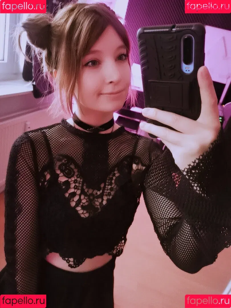 Yakisa Onlyfans Photo Gallery 