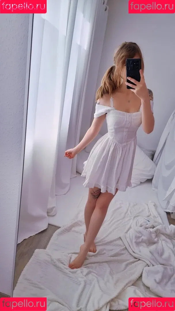 Yakisa Onlyfans Photo Gallery 