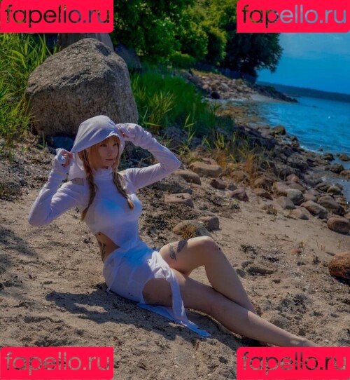 Yakisa Onlyfans Photo Gallery 