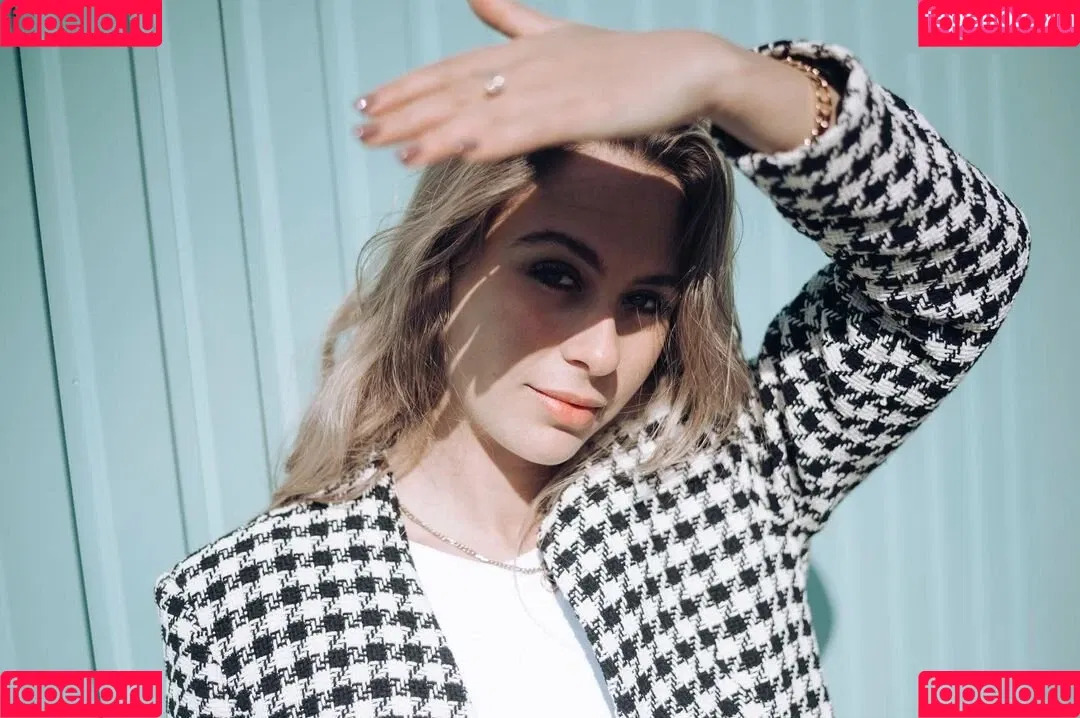 Sophia Flörsch Onlyfans Photo Gallery 