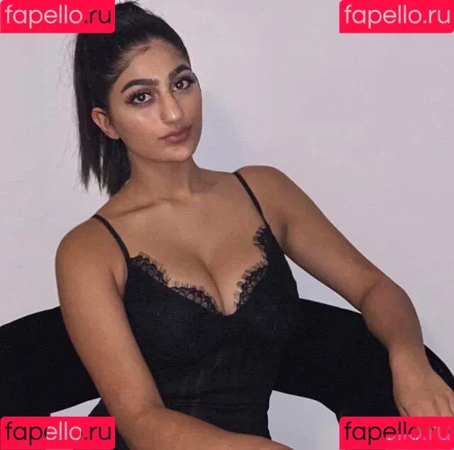 Busty Indian Onlyfans Photo Gallery 