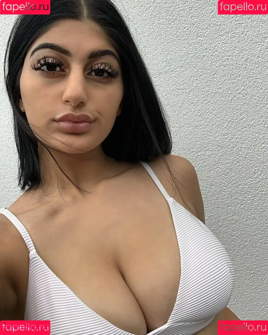Busty Indian Onlyfans Photo Gallery 