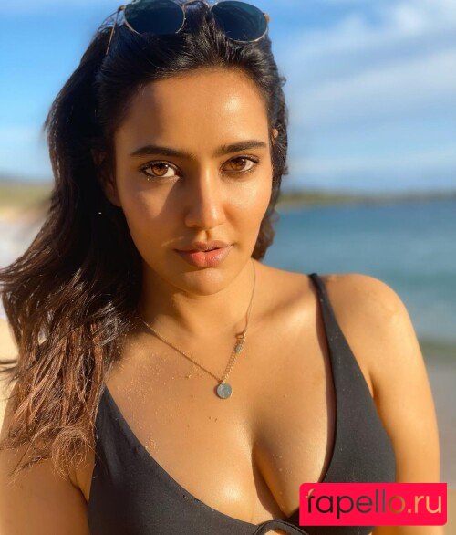 Busty Indian Nude Onlyfans Photo 12
