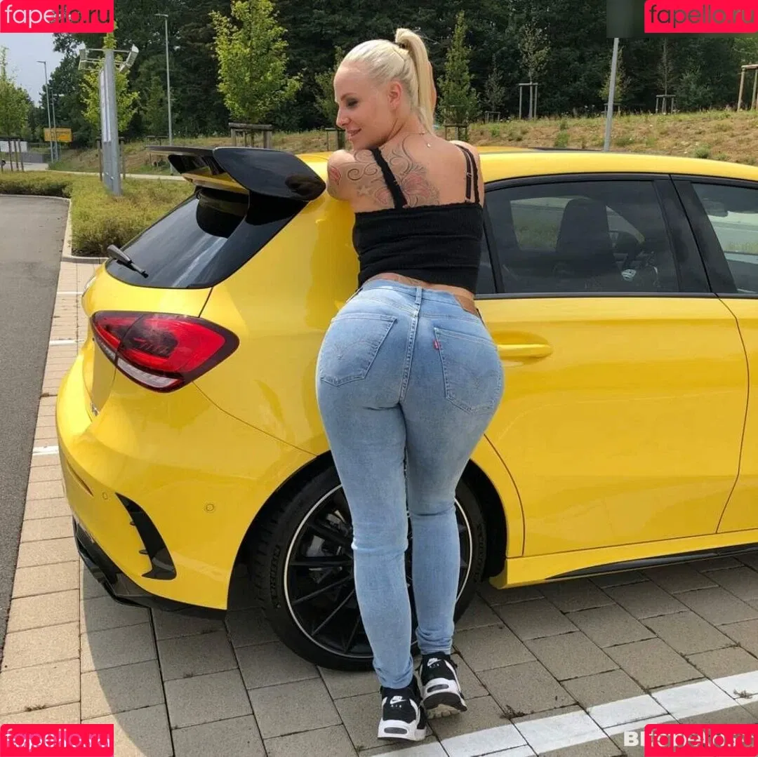 Lara Cumkitten Onlyfans Photo Gallery 