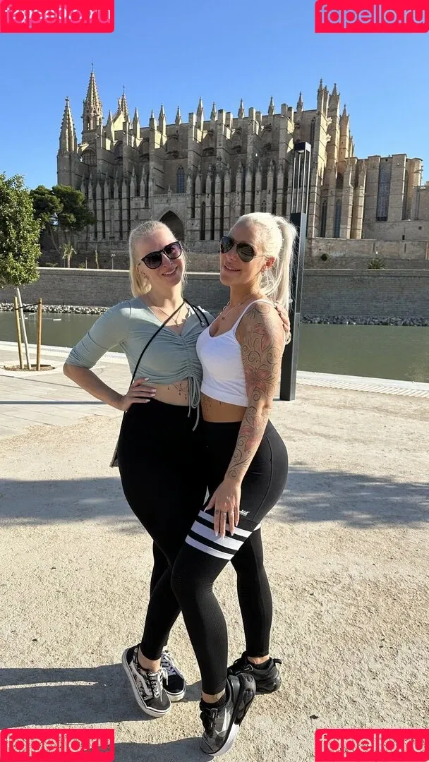 Lara Cumkitten Onlyfans Photo Gallery 