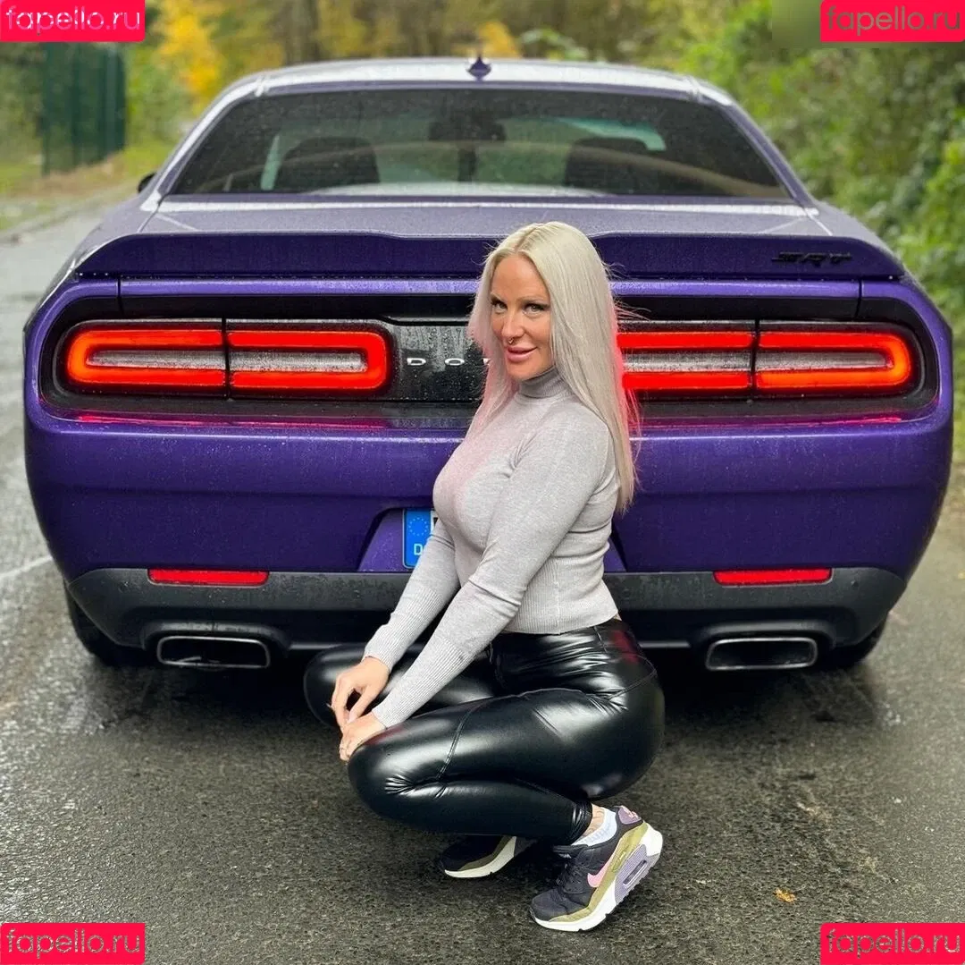 Lara Cumkitten Onlyfans Photo Gallery 