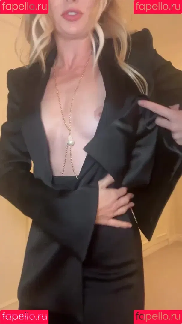 OOPS!!! International Onlyfans Photo Gallery 