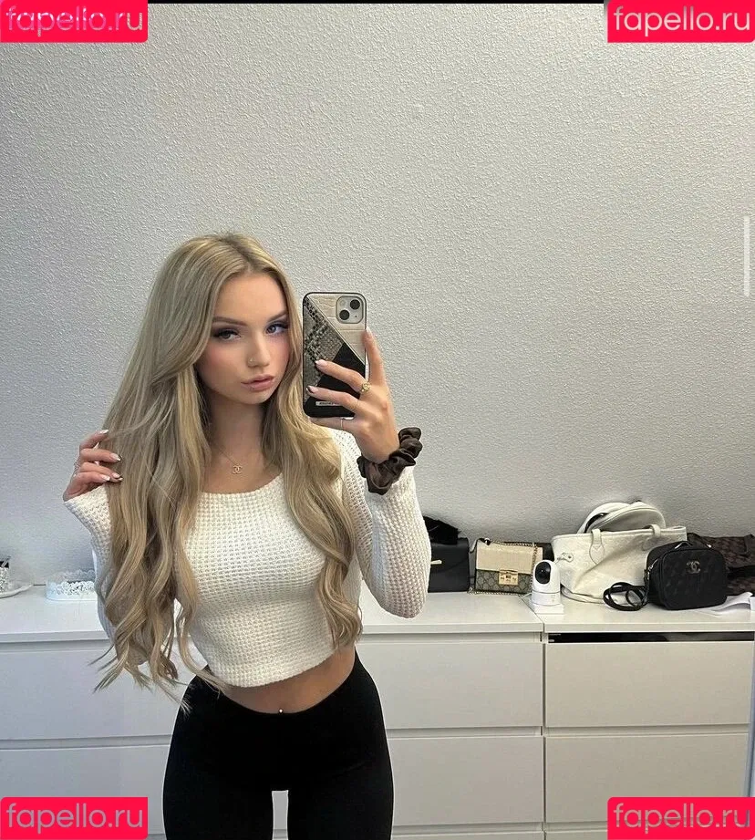 Nadine.e Onlyfans Photo Gallery 