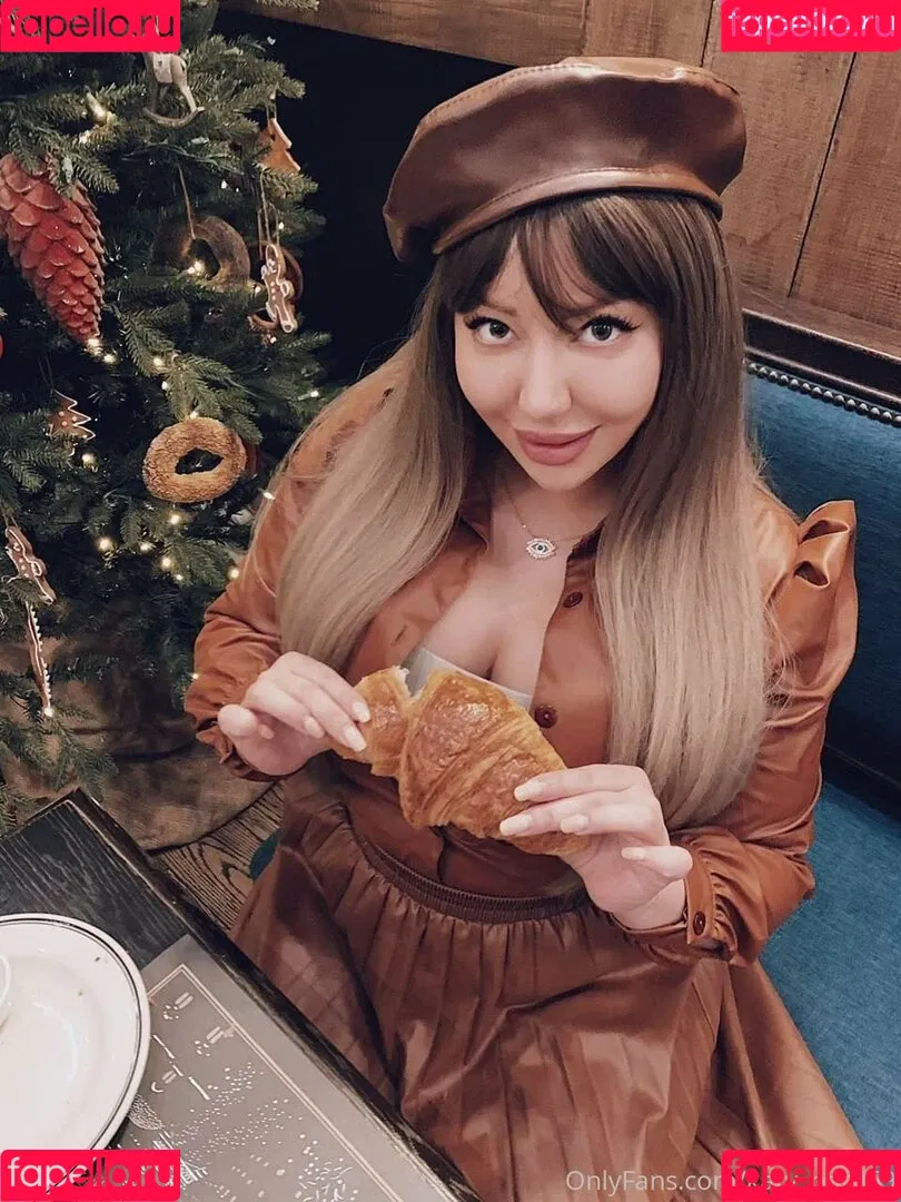 curvy_model_kate Onlyfans Photo Gallery 