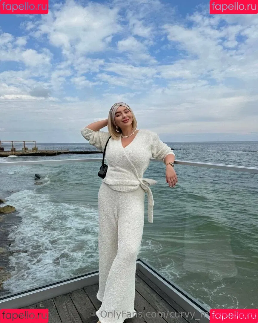 curvy_model_kate Onlyfans Photo Gallery 