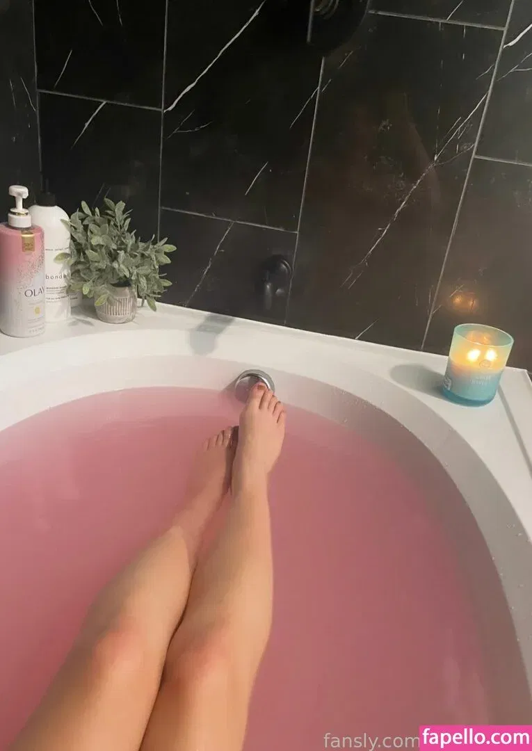 nekomeiko Onlyfans Photo Gallery 