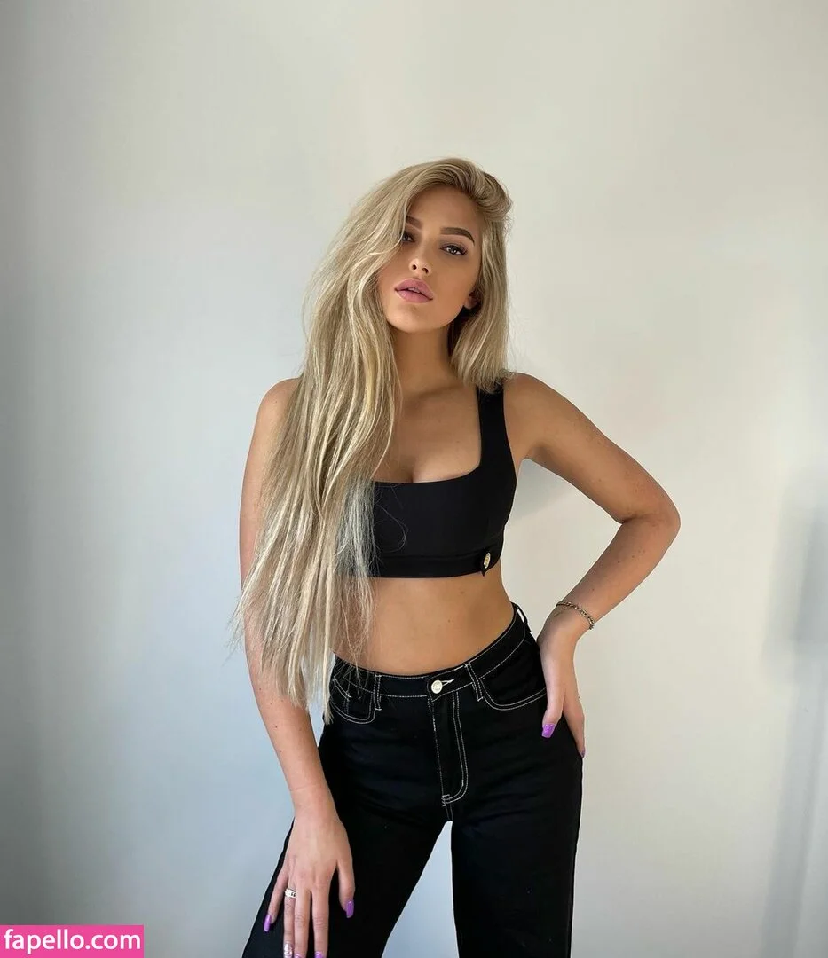 Milou Tamara Roes Onlyfans Photo Gallery 