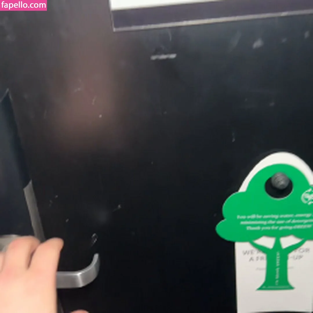 erotica2222 Onlyfans Photo Gallery 