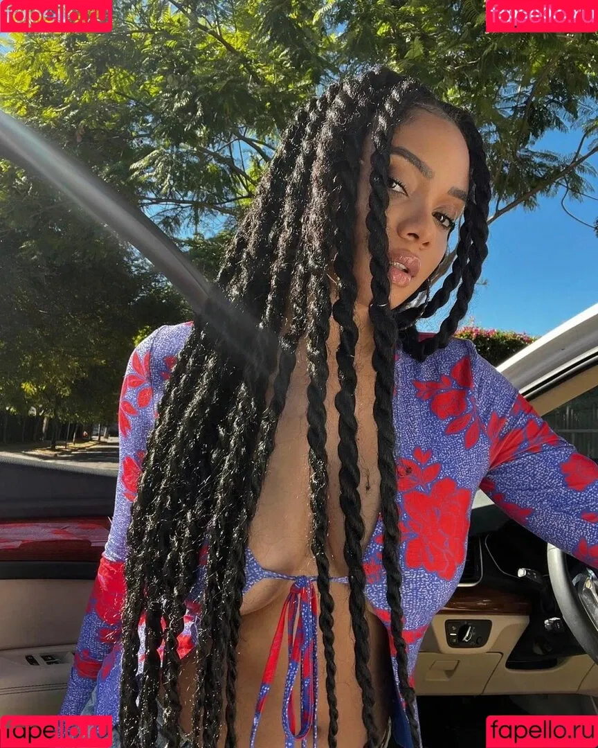 Essence Tatiana Onlyfans Photo Gallery 