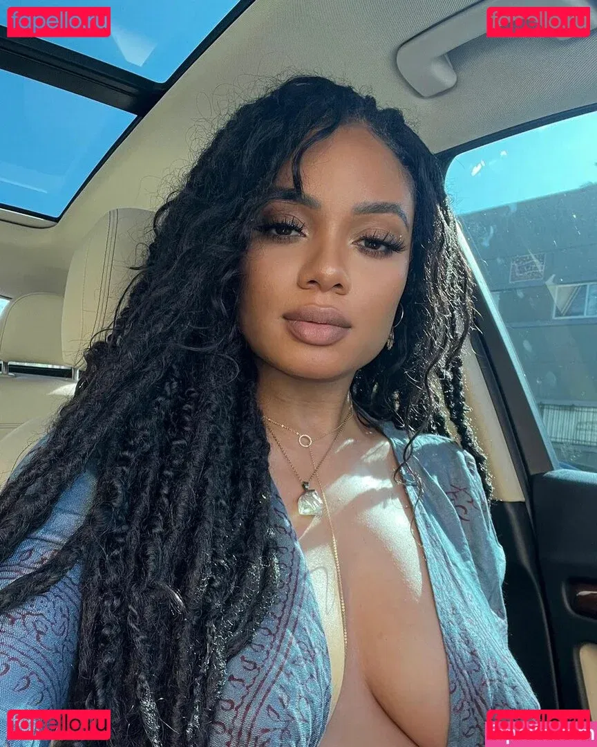 Essence Tatiana Onlyfans Photo Gallery 