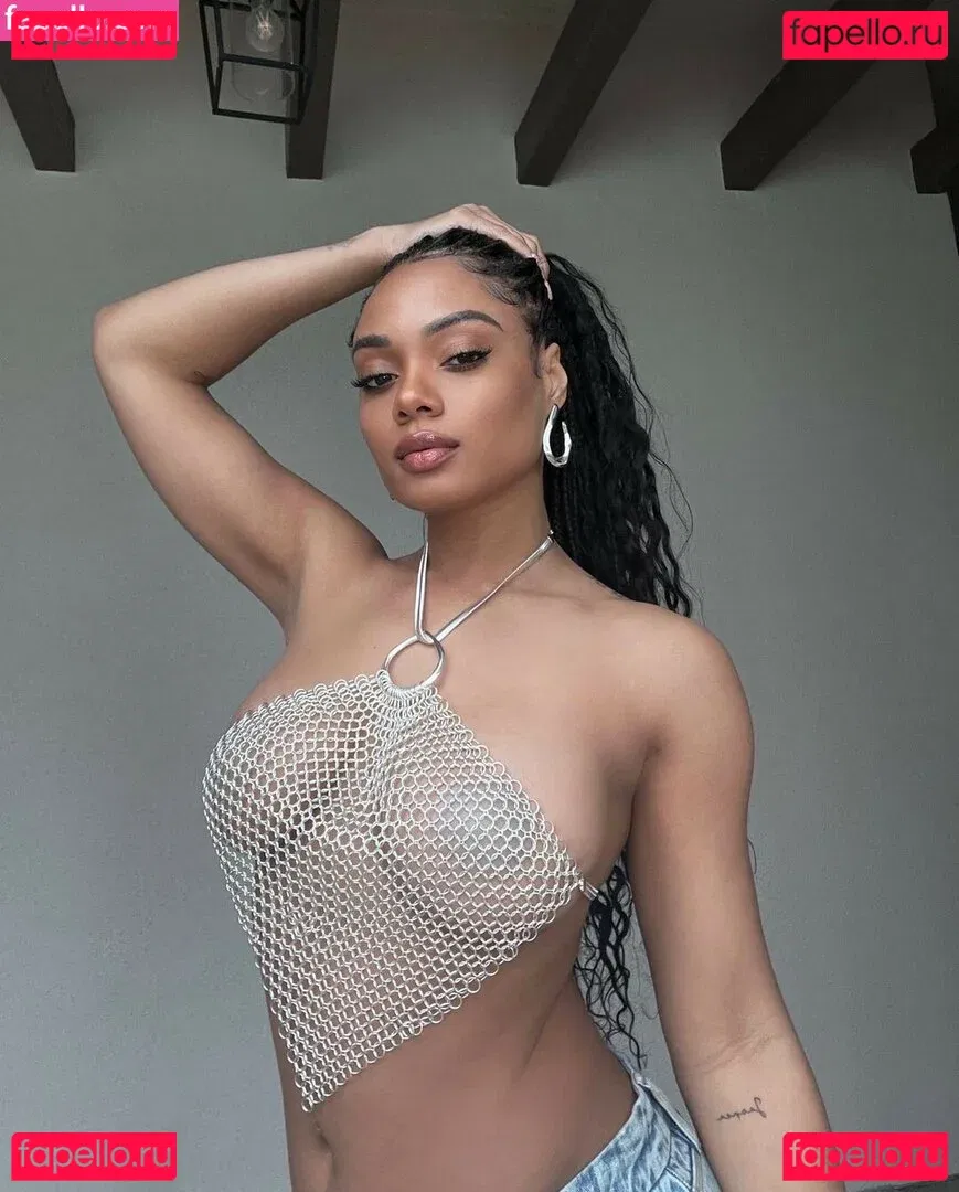 Essence Tatiana Onlyfans Photo Gallery 