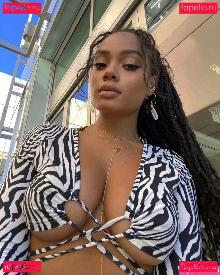 Essence Tatiana Onlyfans Photo Gallery 